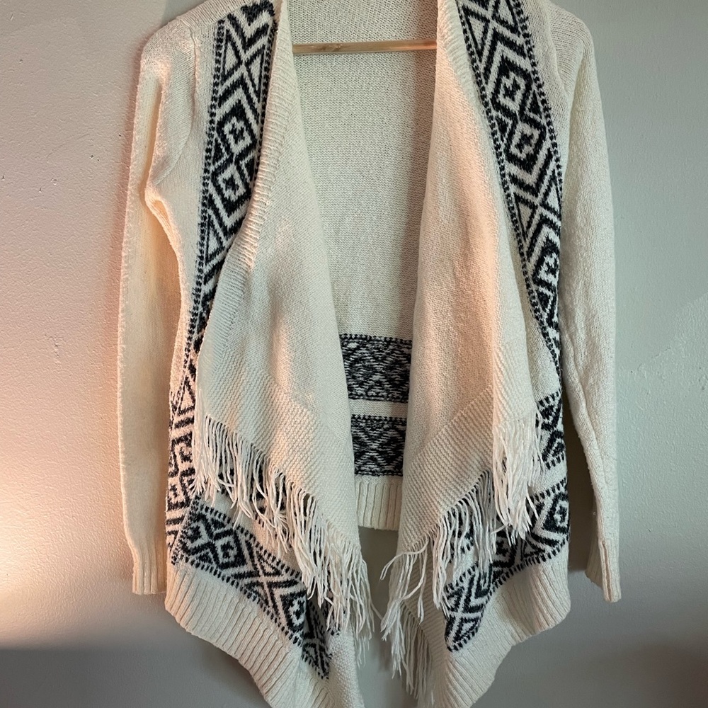 Hollister sweater